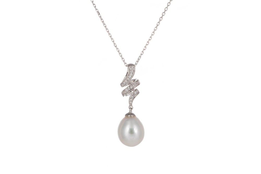 Iridescent Diamond and Pearl pendant