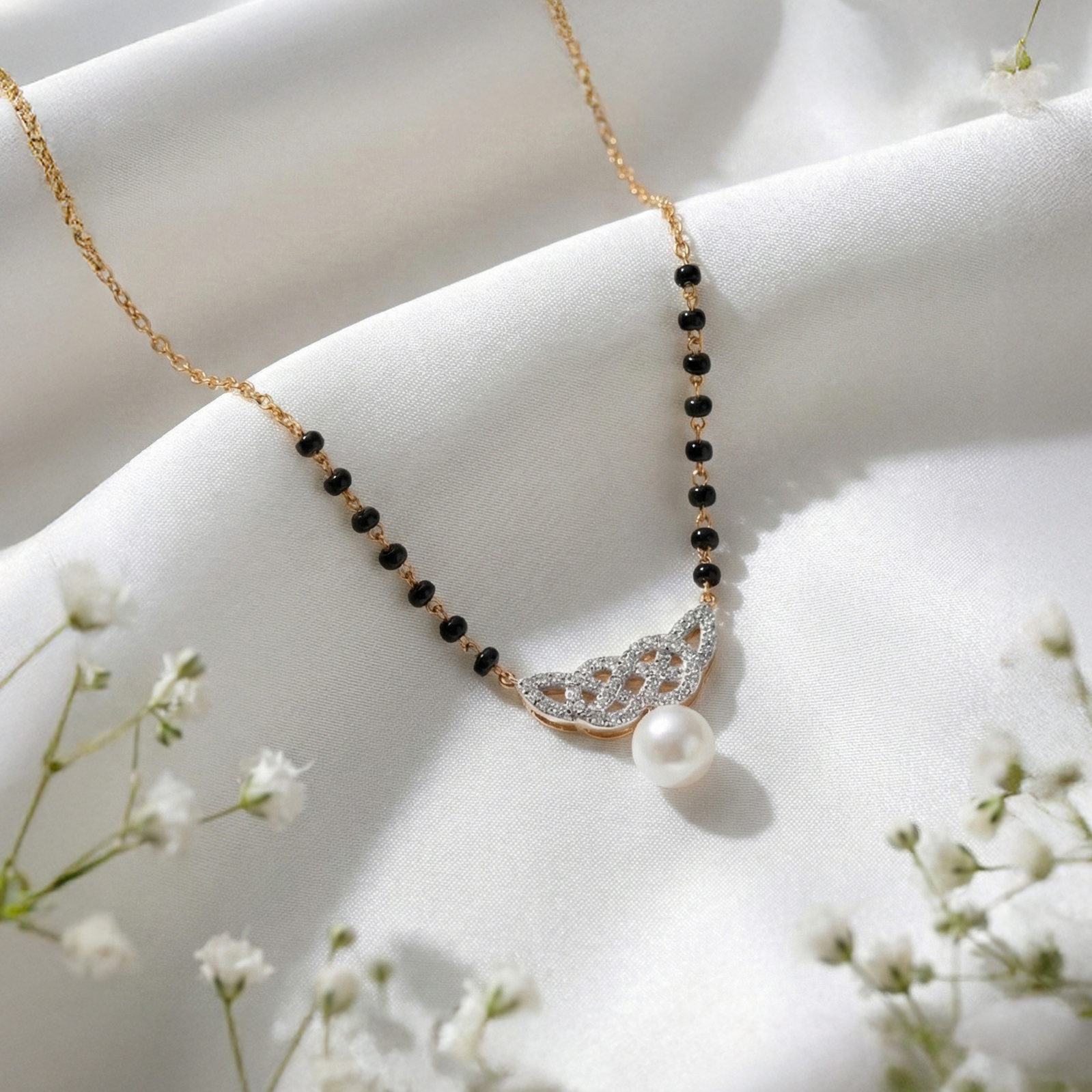 Bandhana Mangalsutra with Pearl