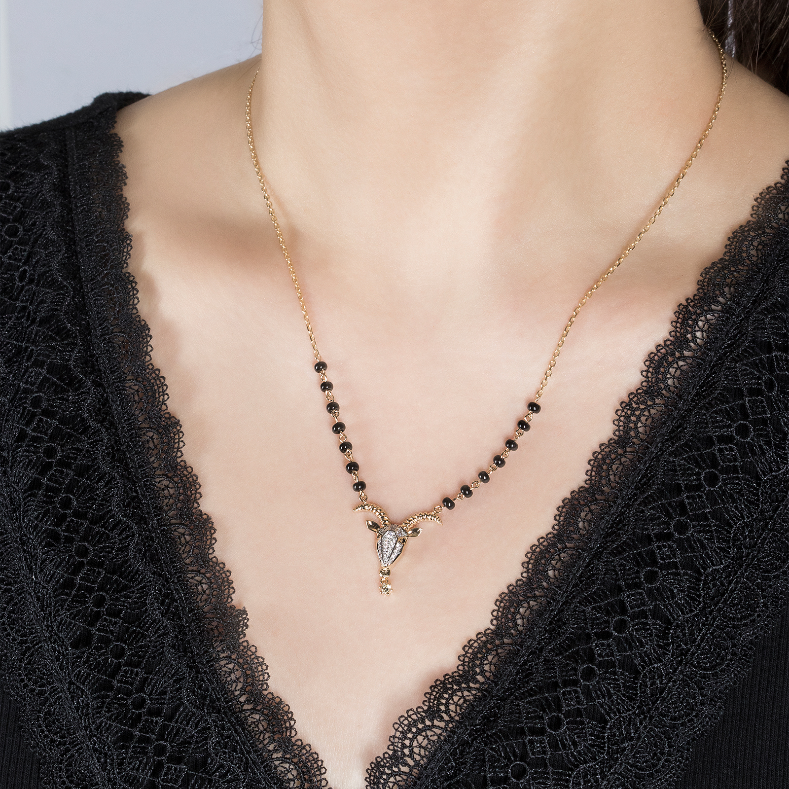 Capricorn Zodiac Mangalsutra (22 Dec – 19 Jan)