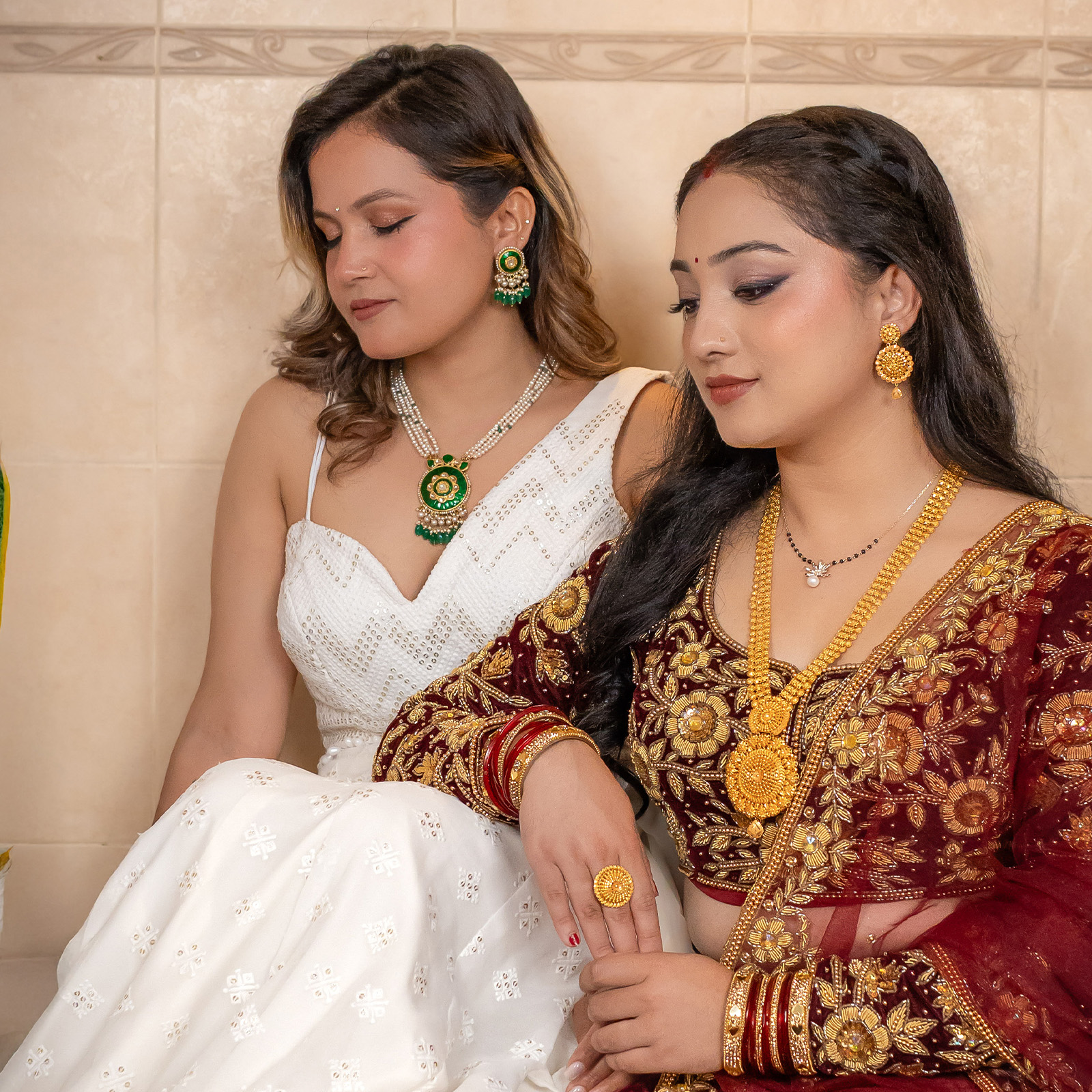 Makhmali Phool Mangalsutra