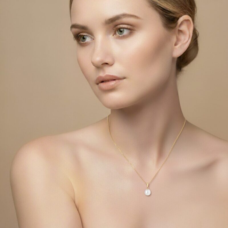 Pearl Drop Pendant