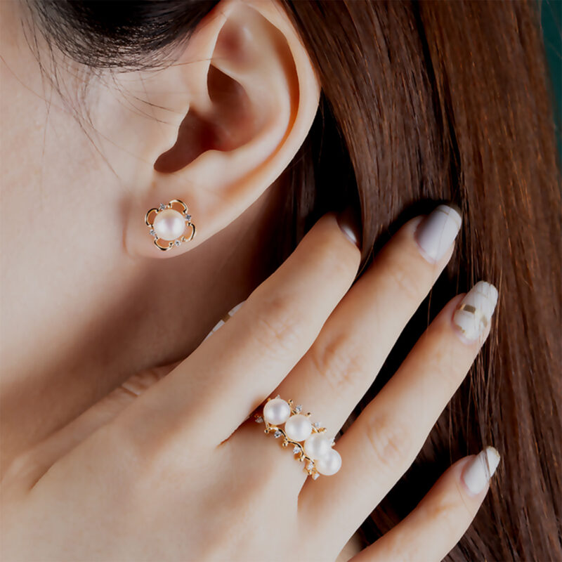 Ava Pearl and Diamond Earrings