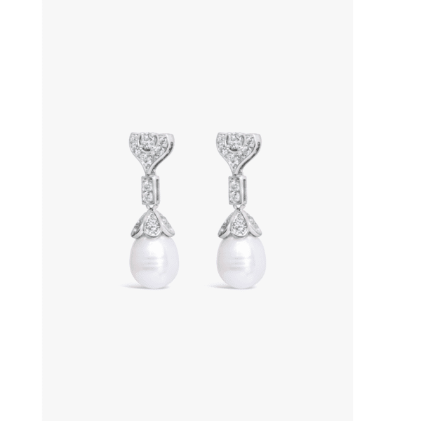Dazzle Pearl Drop Earring
