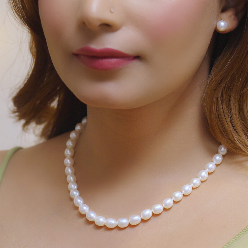 Diana Oval Pearl Necklace