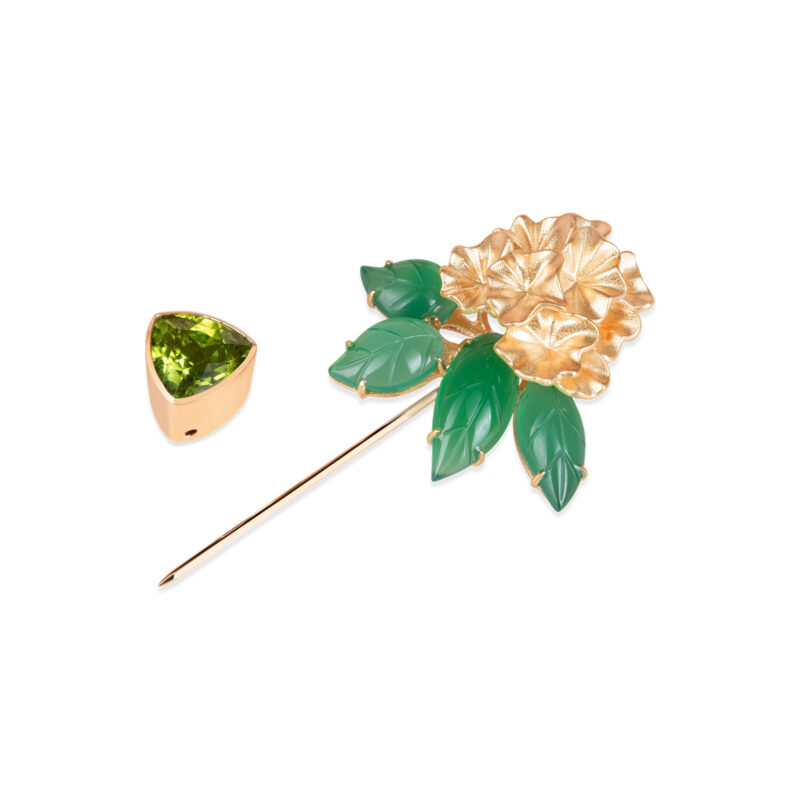 Enchanting Laligurans Brooch (Gold/Green)