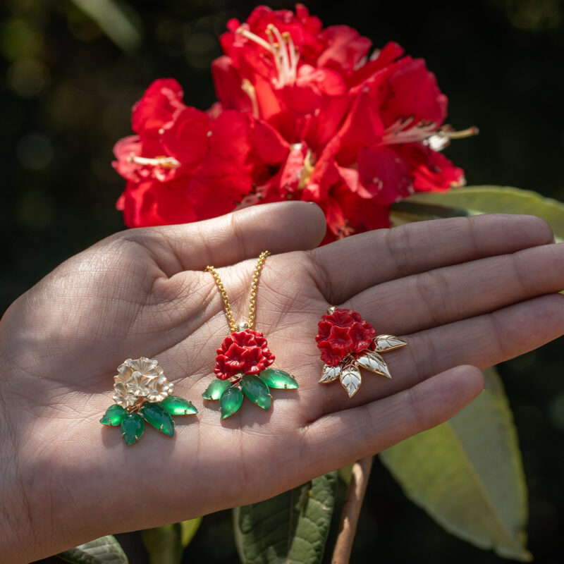 Enchanting Laligurans Pendant (Red/Green)