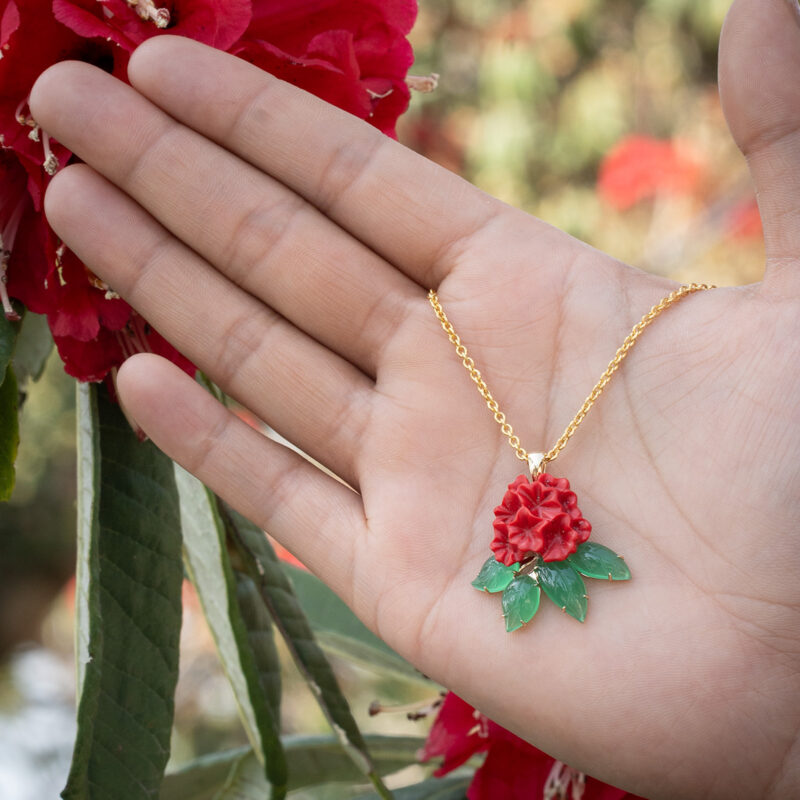 Enchanting Laligurans Pendant (Red/Green)