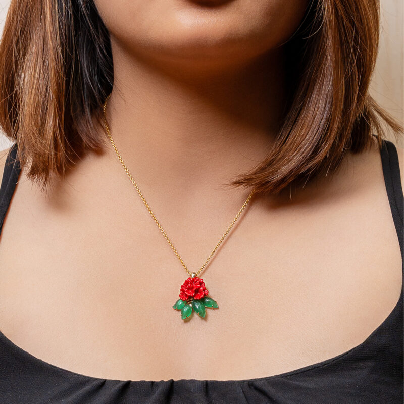 Enchanting Laligurans Pendant (Red/Green)