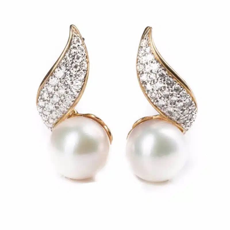 Iridescent Diamond and Pearl Earring
