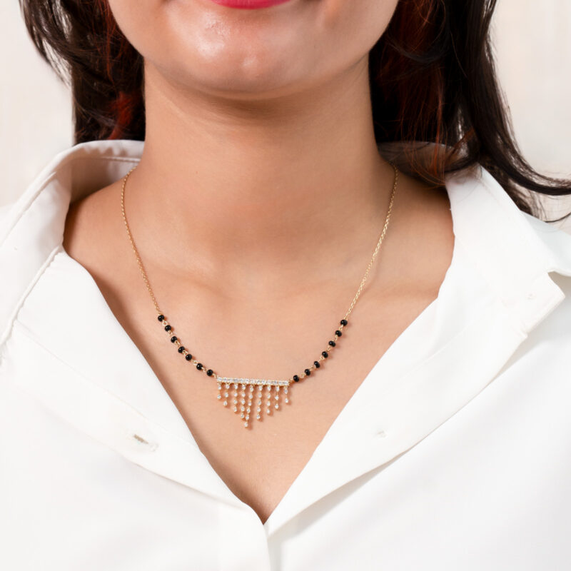 Jharana Full Diamond Mangalsutra