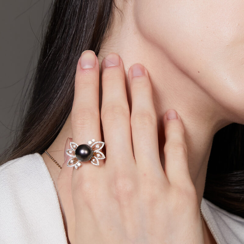 Lisa Pearl and Diamond Ring