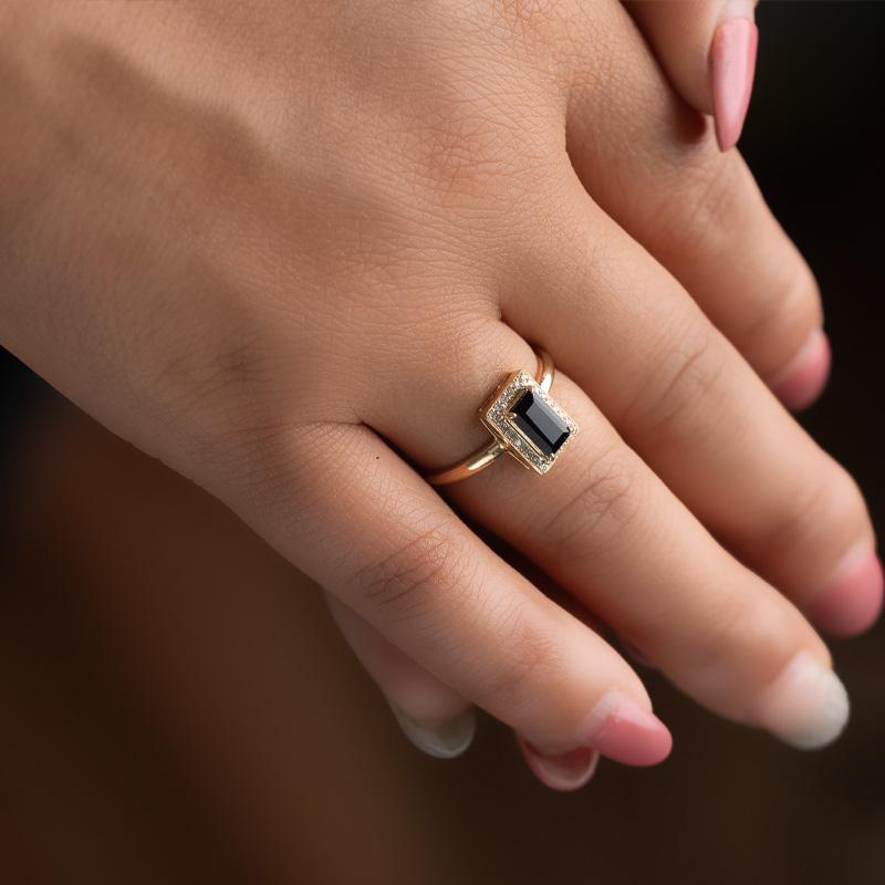 Noir Diamond Ring/ Single Row
