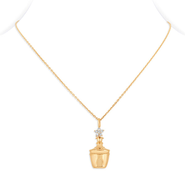 Shubha Kalash with Diamond Flower Necklace