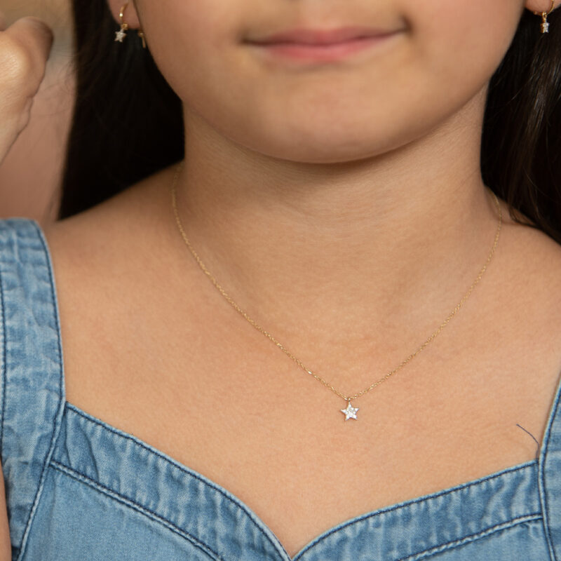 Superstar Diamond Necklace with Japanese Akoya Pearl (Minimalistic)