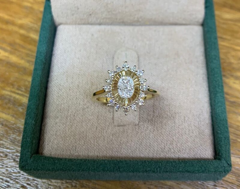 Luminous Diamond Oval Ring